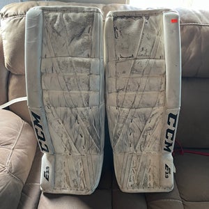 29"  CCM Extreme Flex III E3.9 Goalie Leg Pads (Used)