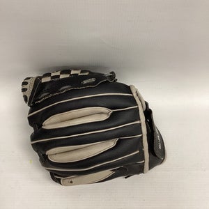 Easton (Used) Black Right Hand Throw 9.5" Baseball Glove
