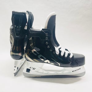 New Auston Matthews CCM XF Pro (Pro Stock) Skates - Size 9.25R