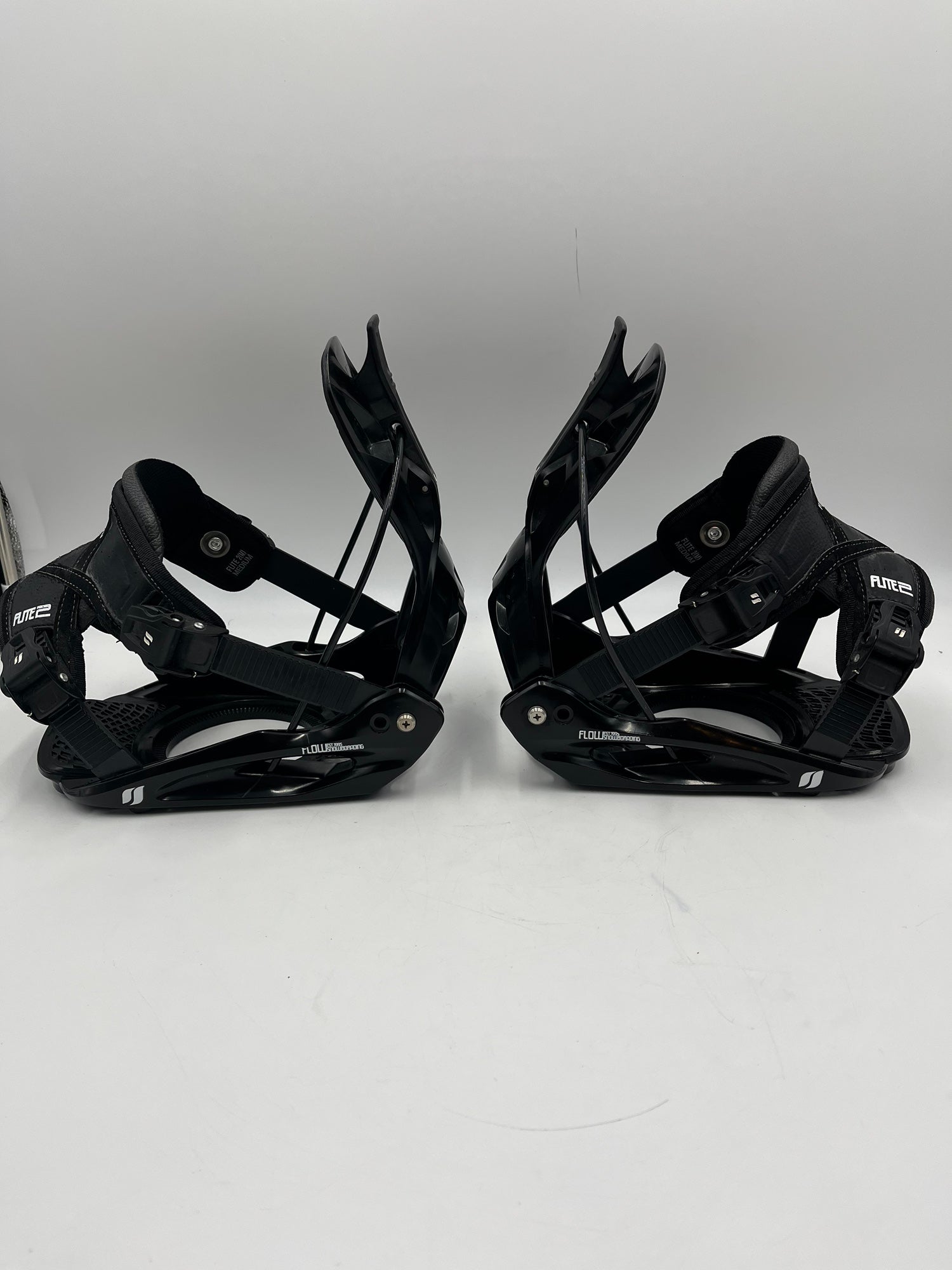 Flow Flite 2 Snowboard Bindings Size Medium | SidelineSwap | Buy
