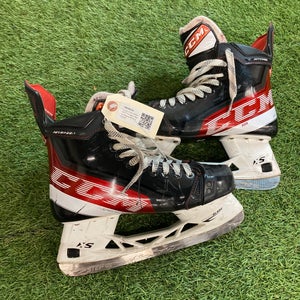 Senior CCM JetSpeed FT4 Hockey Skates | Size 8 Tapered