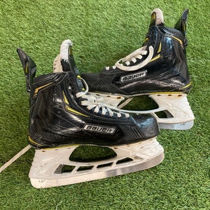 Senior Bauer Supreme 2S Pro Hockey Skates Regular Width 9 (Used)