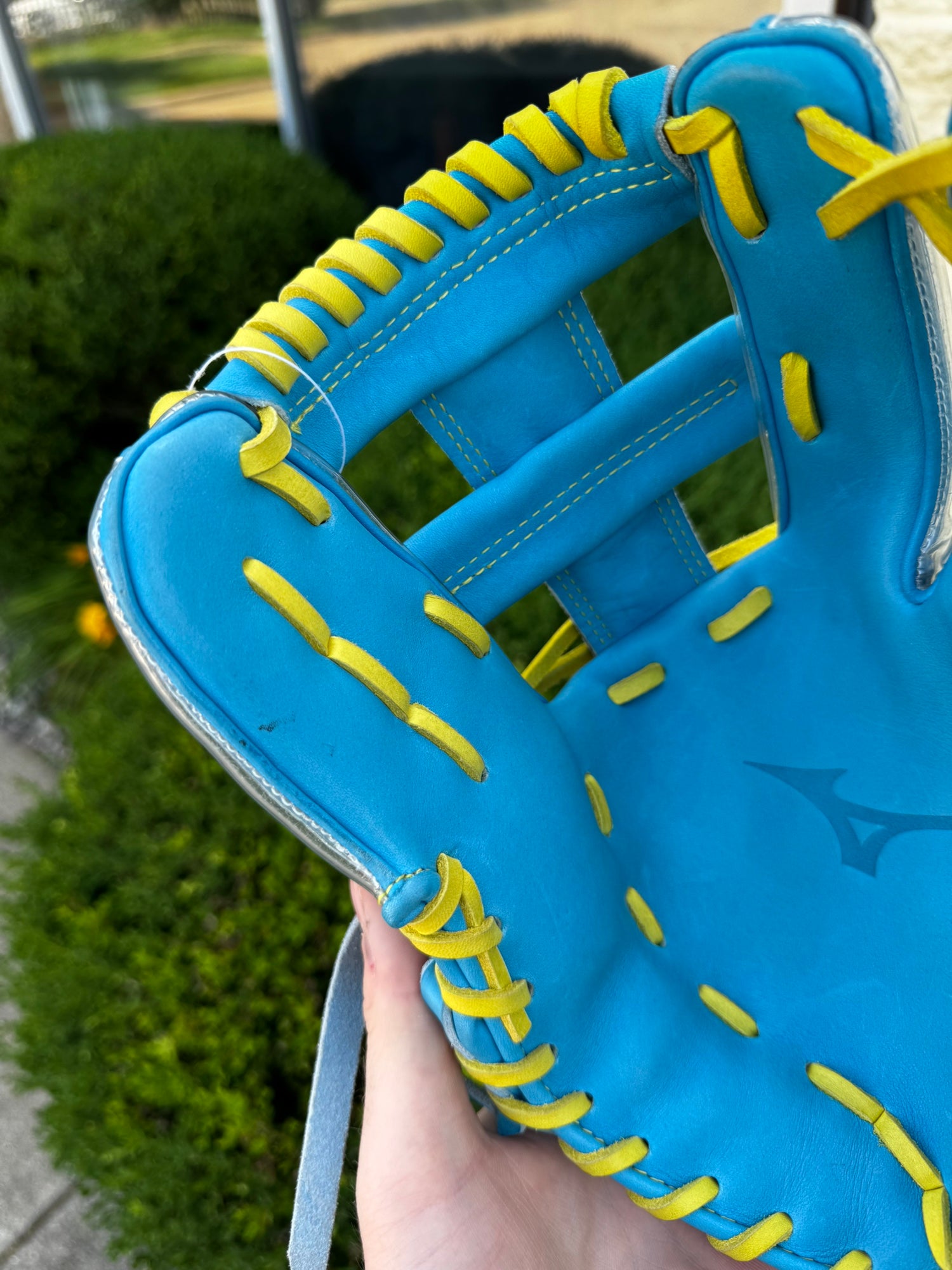 Mizuno Pro Clear back | SidelineSwap | Buy and Sell on