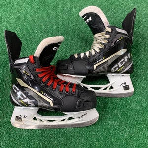 Junior CCM Tacks AS-570 Hockey Skates | Size 3