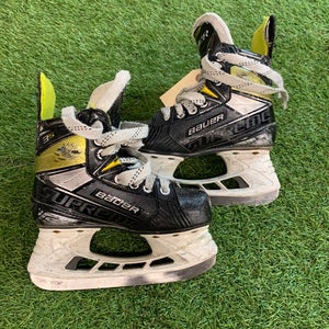 Junior Bauer Supreme 3S Hockey Skates | Size 1