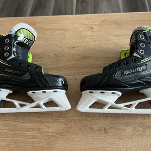 2023 Bauer GSX Hockey Goalie Skates Size 1 (no steel or laces)