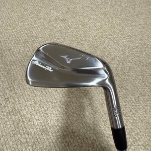 Used Men's Mizuno Pro 241 7 iron (X100)