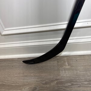 CCM VIZION STICK SENIOR Right Hand 77 Flex P29  +1/4
