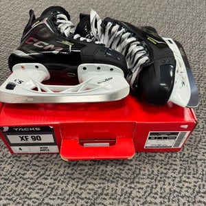CCM Tacks XF 90 Size 4 Wide Skates