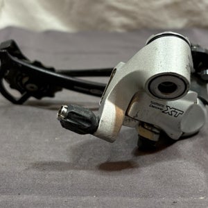 Shimano Deore XT RD-M760 9-Speed Rapid Rise Mountain Bike Rear Derailleur CLEAN
