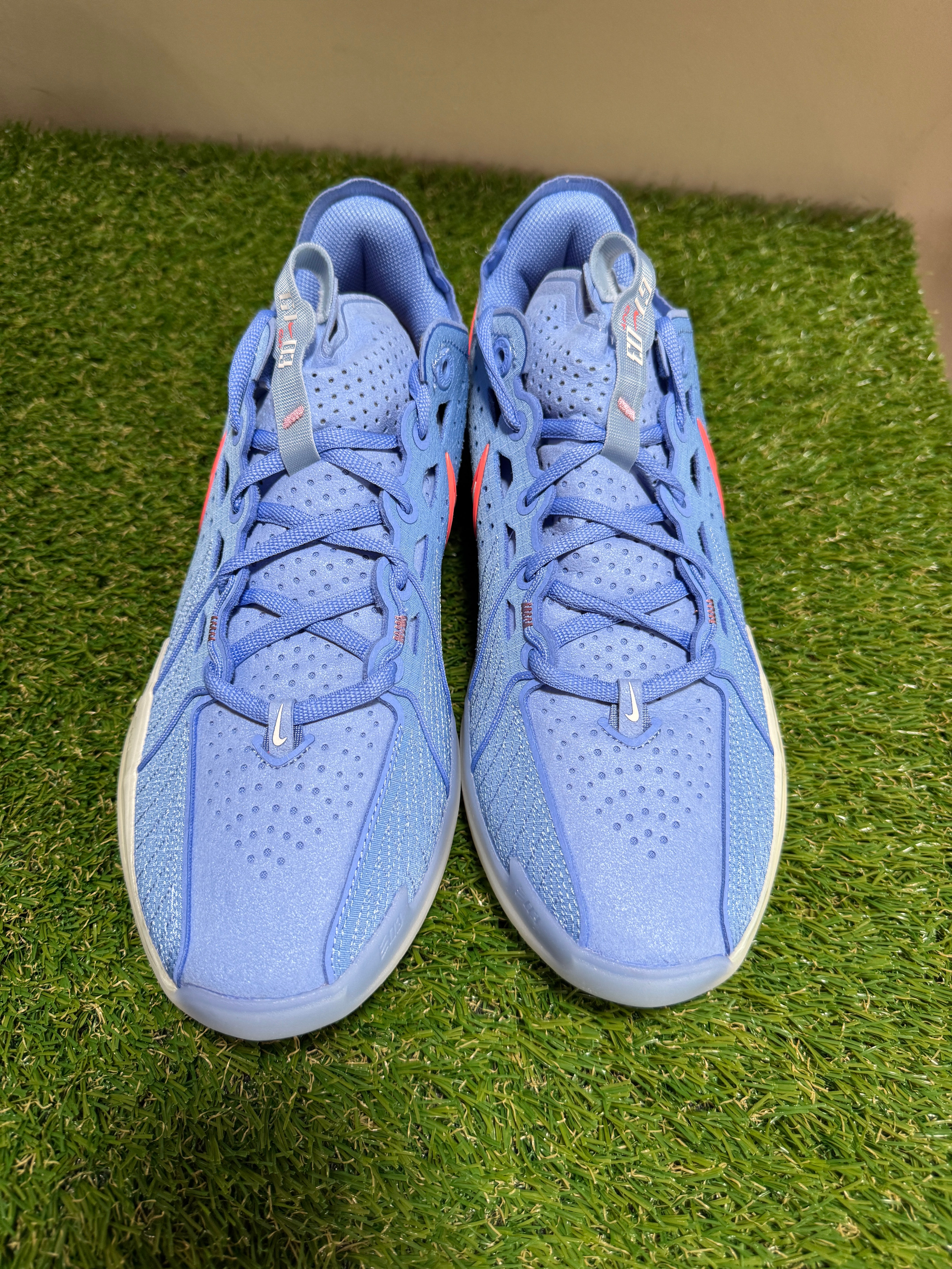 Nike W G.T. Cut 3 Royal Pulse Basketball Shoes FZ1521-403  display picture 1
