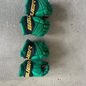 CCM Gloves 11" (Used)