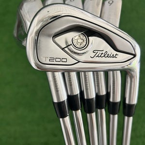 Titleist T200 Forged Iron Set 5-P / True Temper AMT Red Regular