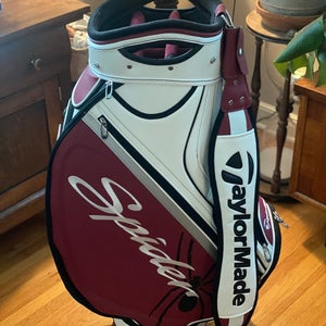 TaylorMade Tour Staff Bag