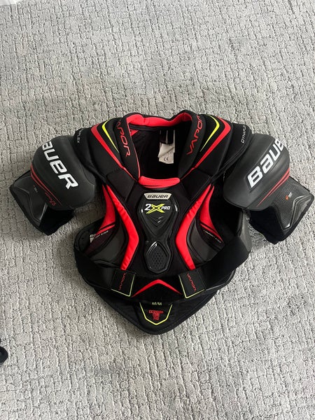 Senior Medium Bauer Vapor 2x pro Shoulder Pads  (New)