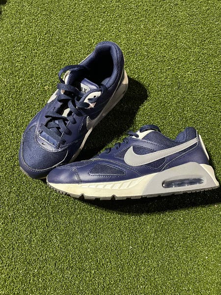 Nike Air Max IVO Navy Youth Size 5Y Shoes (Used  display picture 3