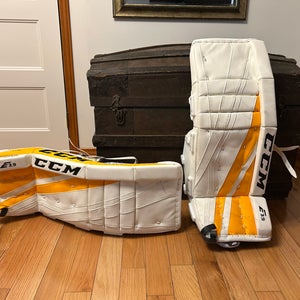 31"  CCM Extreme Flex III E3.9 Goalie Leg Pads  (Used)