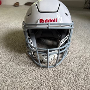 Adult Medium Riddell SpeedFlex Helmet (New)