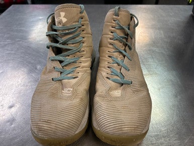 Under Armour (Used) Size M 6.0 (W 7.0) Gray Men's Shoes