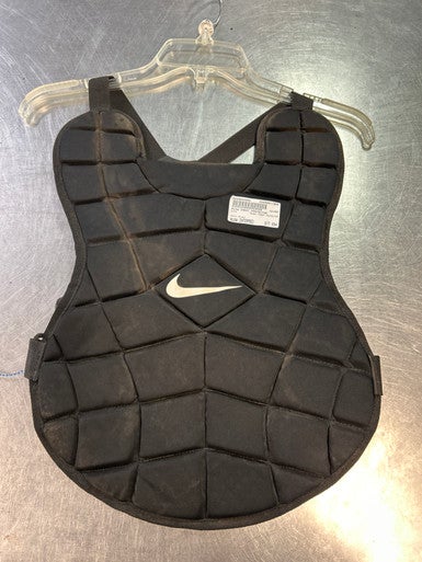Nike (Used) Intermediate Catcher's Set