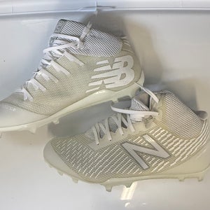 White Men's Adult Size M 11.5 (W 12.5) New Balance Mid Top Burn X Mid (New)