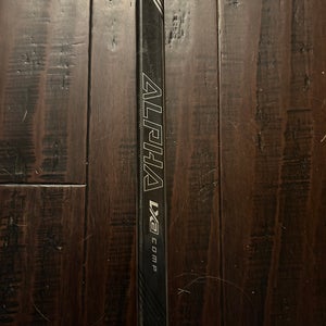 Intermediate Warrior Alpha LX2 Comp Right Handed Hockey Stick (Used)