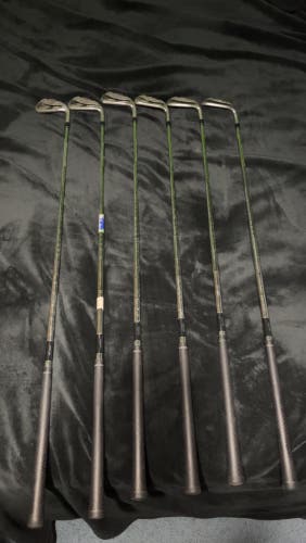 Men's Nike SQ Machspeed Right Handed Iron Set Regular Flex  Steel Shaft (Used)