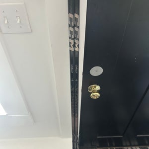 Intermediate CCM Jetspeed FT7 Pro Right Handed Hockey Stick (New)