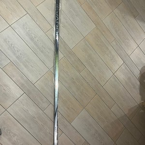 Senior Bauer Vapor Hyperlite 2 Left Hand Hockey Stick P92  (New)