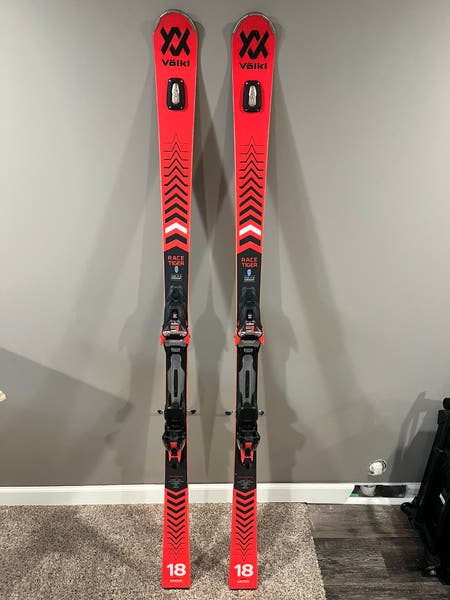 スキー VOLKL RACETIGER GS WORLDCUP 178cm R23 Völkl Racetiger GS R WC FIS w/ Plate 2025 Skis