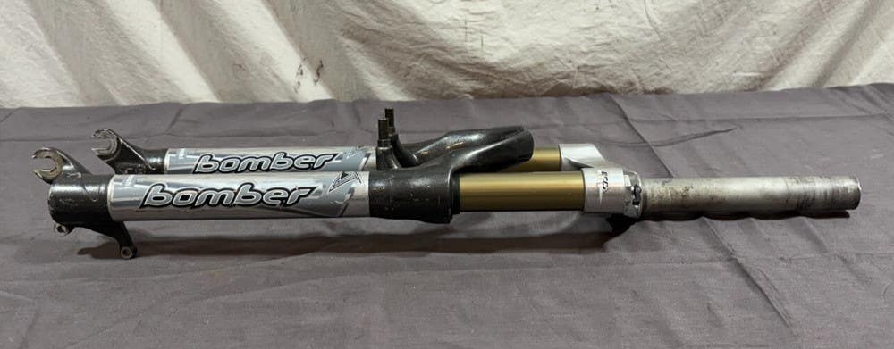 Vintage Marzocchi Bomber 2002 X-Fly 100 Rim/Disc 26