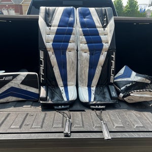 29" 2024 True 7X3 Regular Goalie Full Set (Used)