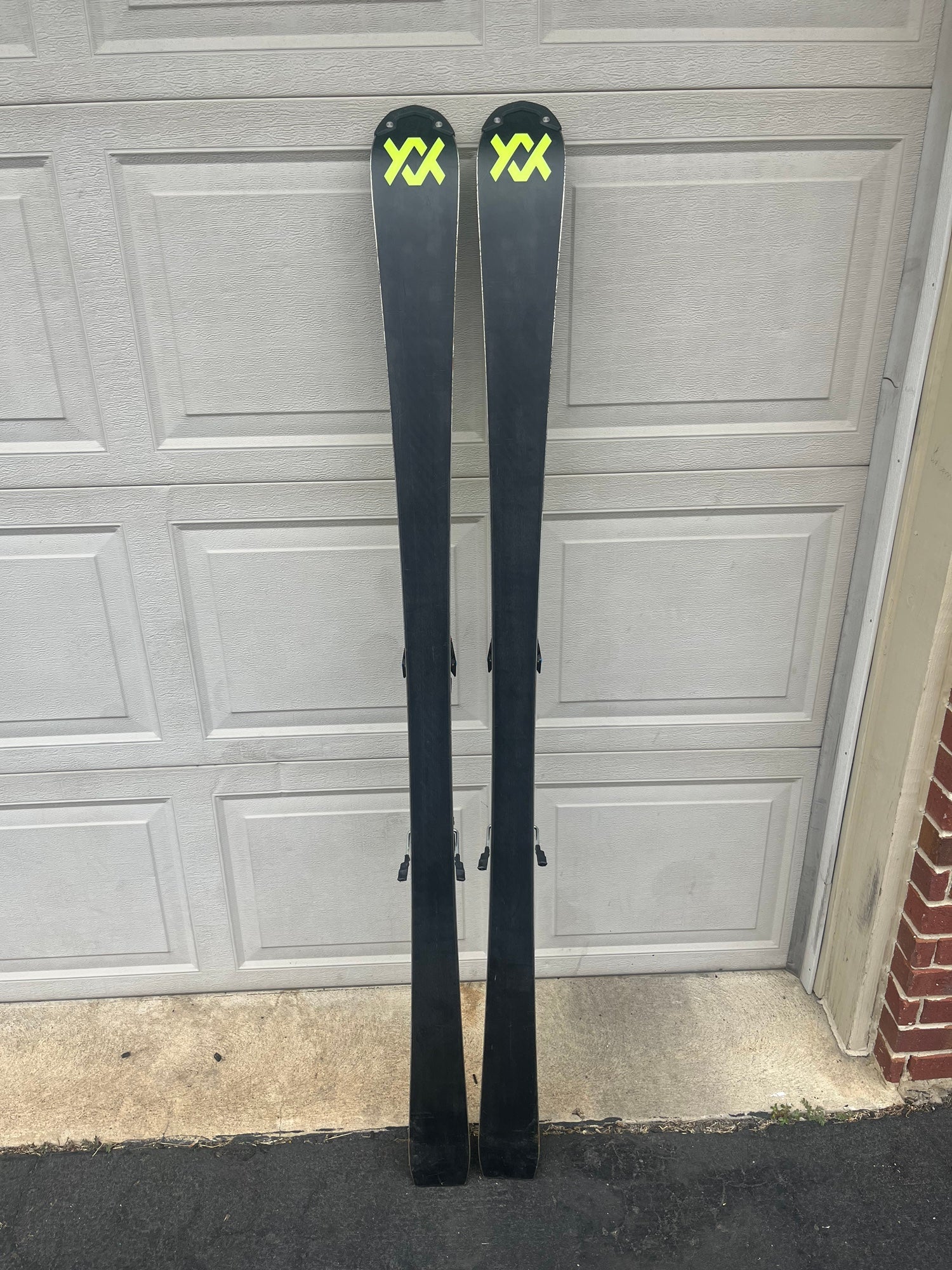 Volkl Racetiger SL 165 World Cup Skis + Marker X-Cell 16 Bindings