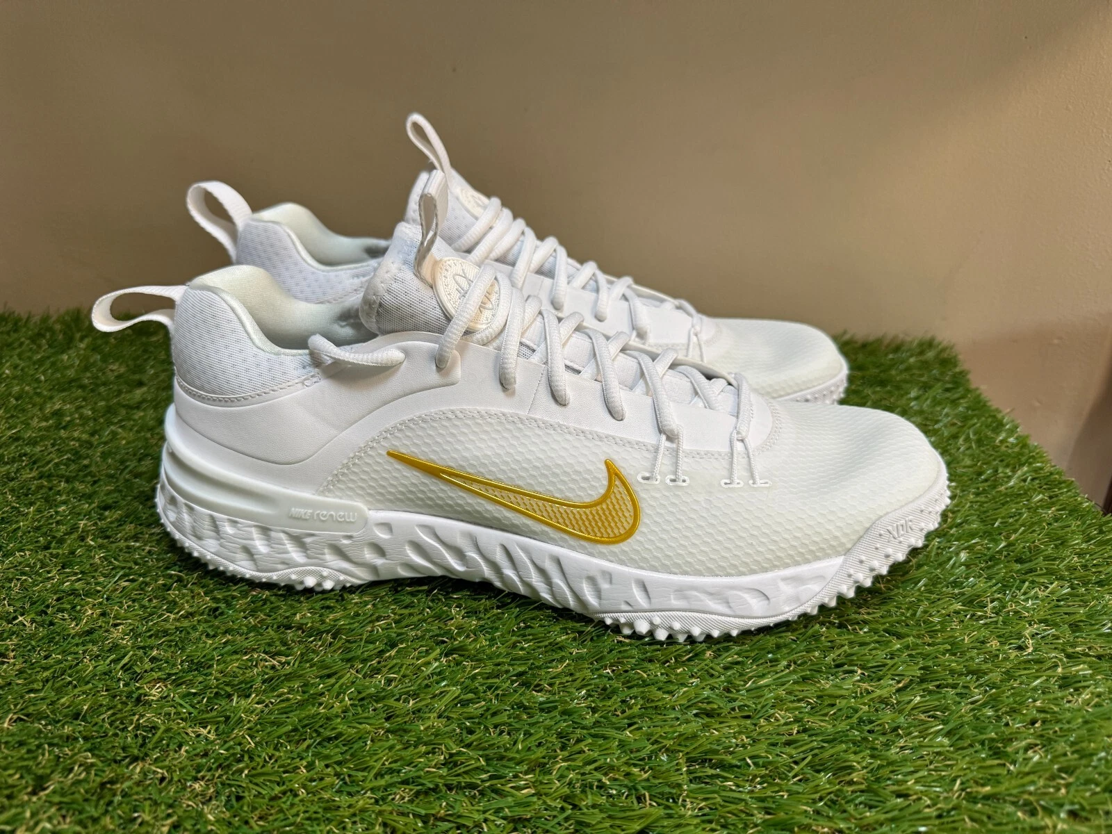 nike alpha huarache lacrosse turf