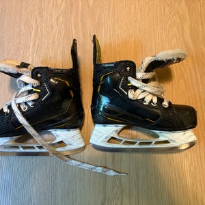 Youth 12.5 Bauer Supreme M5 Pro Hockey Skates