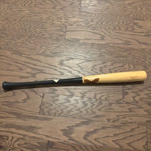 33.25” / 30.5 oz. Sam Bat D318 Maple Wood Bat