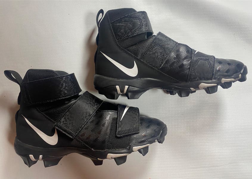 Youth 5Y Nike Force Savage Shark 2 Cleats | SidelineSwap | Buy and