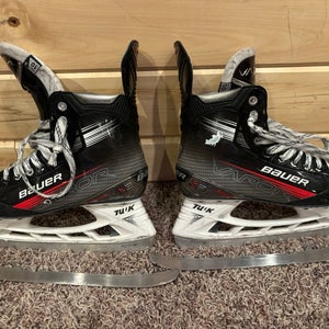 Bauer Vapor X3 Hockey Skates Regular Width   10 (Used)
