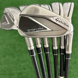Taylormade Stealth Iron Set 5-A / Fujikura Air Speeder 50 A Flex Senior Graphite