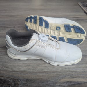 Kid's Size M 4.0 (W 5.0) Footjoy Golf Shoes (Used)
