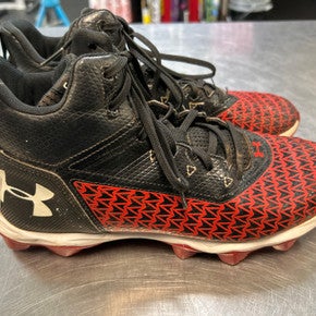 Used Under Armour Adult FB Cleats Red Senior 8.5 11868-S000059796