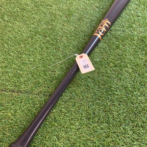 Paper City Bat 110 Pro Maple Bat Maple 32" (Used)