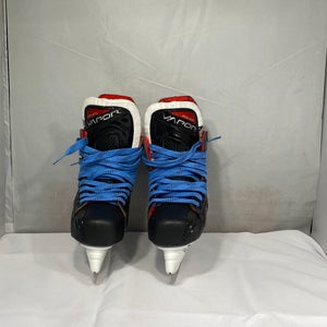 Bauer Vapor X3.7 Hockey Skates Regular Width Size 4 (Used)