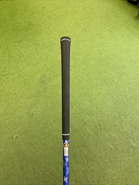 Used RH Titleist 913F 19* 5-Wood Diamana S+ Graphite Regular Flex