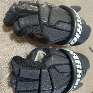 Warrior Youth Hockey Gloves – XS (Model: BNGJR18BKXS) AGE 4-8
