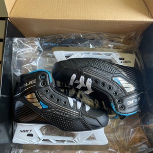 True Catalyst 5X4 Hockey Goalie Skates  Size 4 (New)