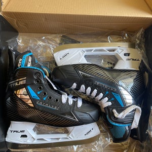 True Catalyst 5X4 Hockey Skates Regular Width  6.5 (New)