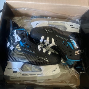 True Catalyst 5X4 Hockey Skates  Size 5 (New)