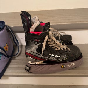 2022 Bauer 2xpro Hockey Skates Regular Width Pro Stock 8 (Used)