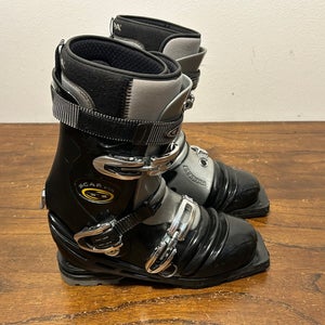 Scarpa T1 Telemark Ski Boots US Men's Size 12.5 Mondo 30.0 3-Pin 75 mm.